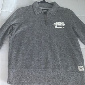 BRAND NEW ROOTS QUARTER ZIP FROM CANADA